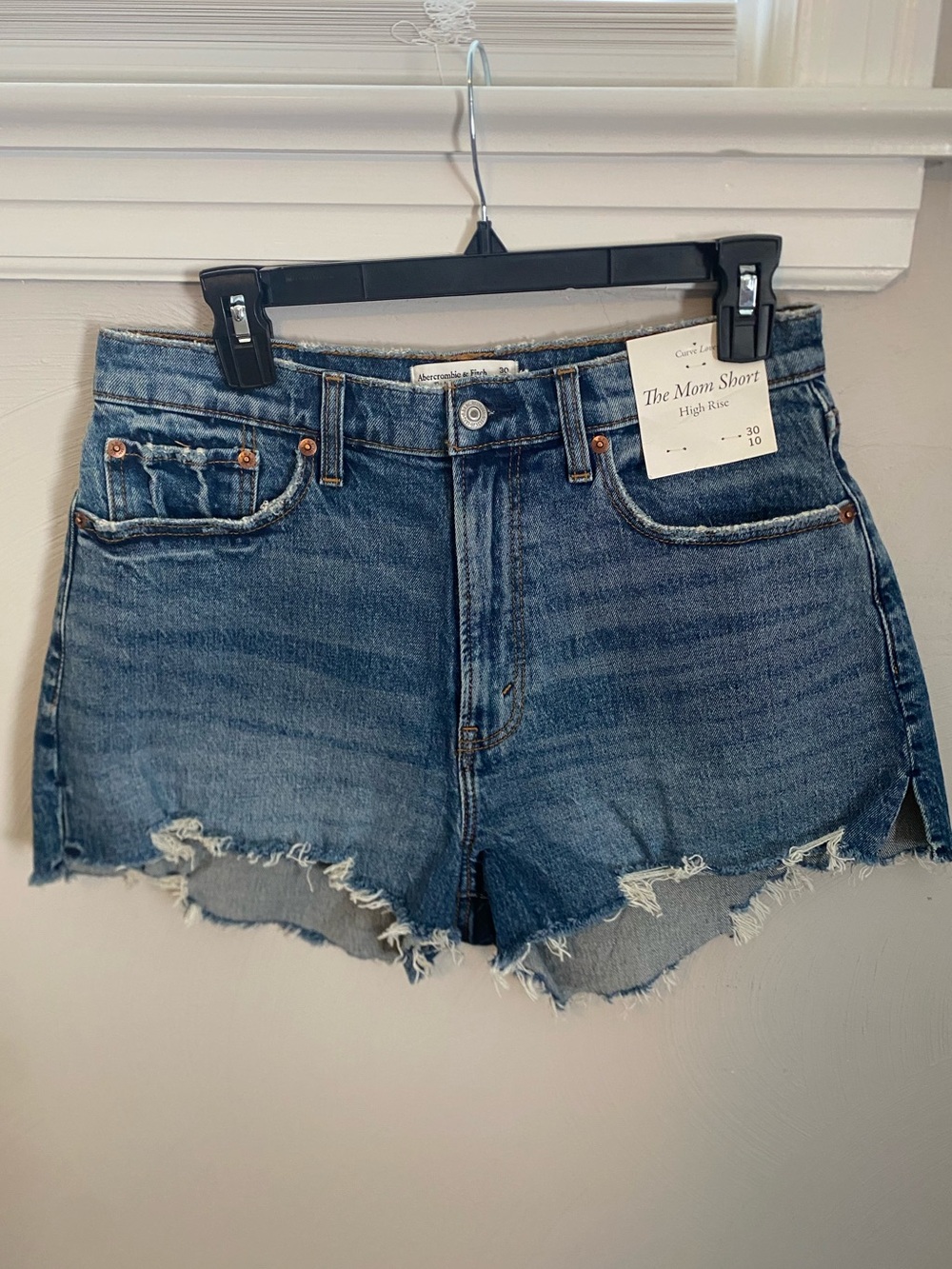Abercrombie & Fitch Blue Denim High-Rise Curve Love “The Mom Short”